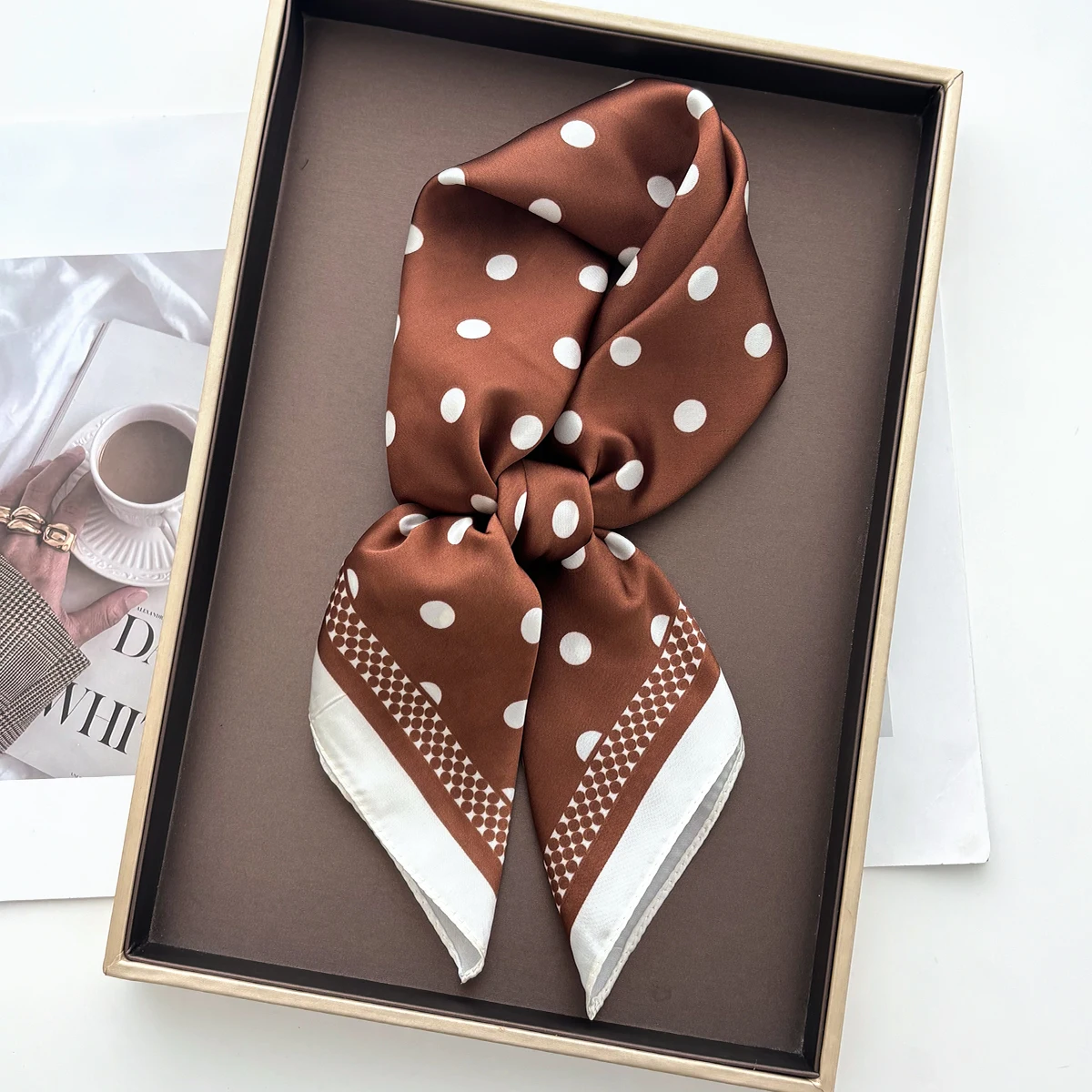 Silk Scarf Square - Kadınlar için Şık, Yumuşak Saten Kare