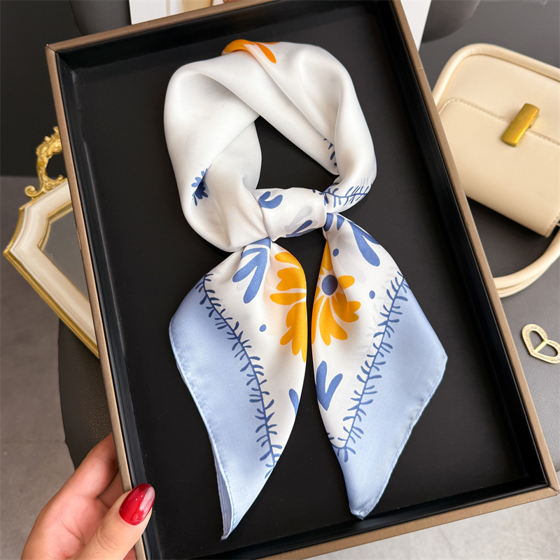 1 adet yeni baskılı moda ipek  - Silk Scarf Square incelemesi ve fiyatı