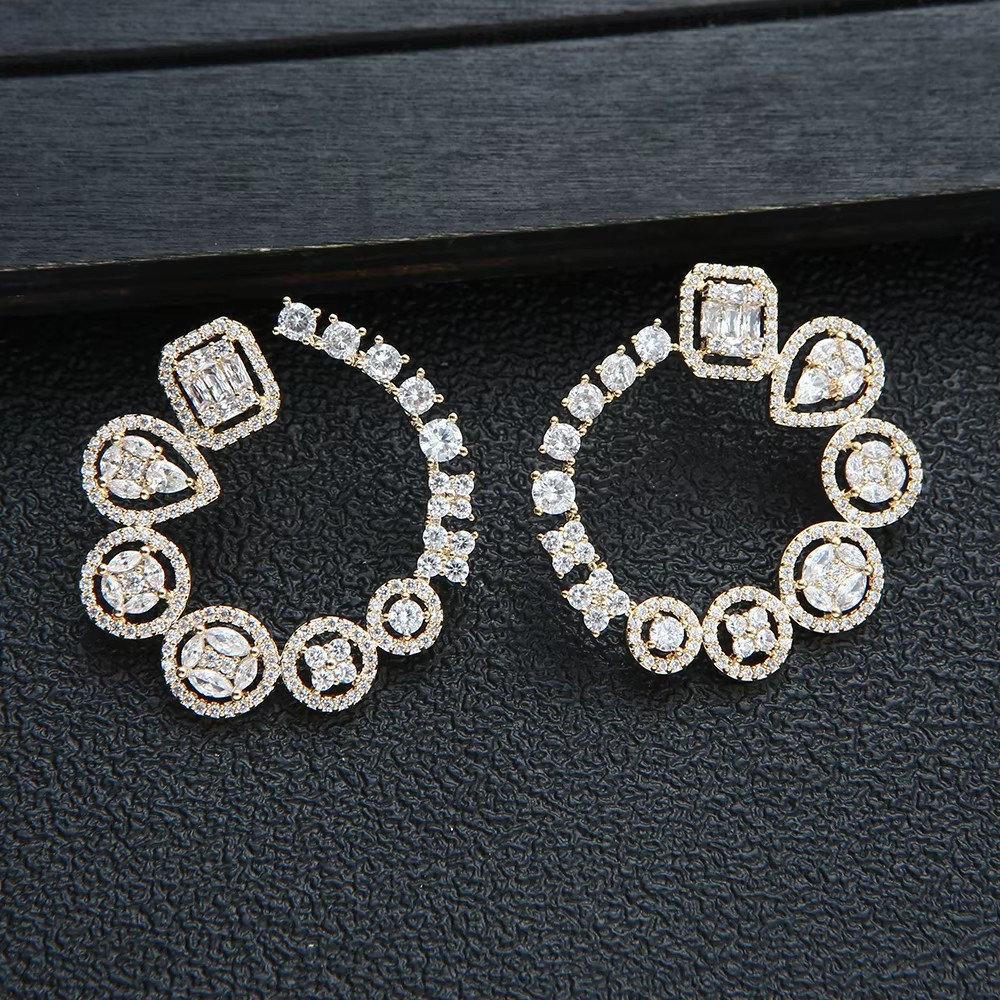 Lüks Yuvarlak Saplama Küpe Kad - Women Accessories Dubai incelemesi ve fiyatı